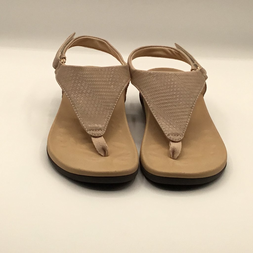 Nwt No Brand Flip Flop Sandals